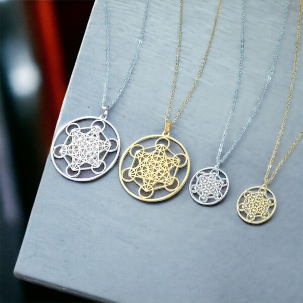 Collier "Cube de Metatron" argenté – Image 2